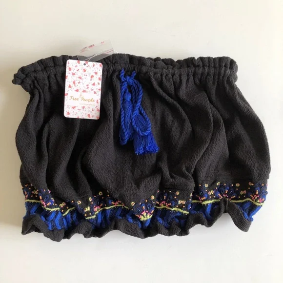 NWT Free People No More Tiers Beaded top black S - Picture 3 of 9